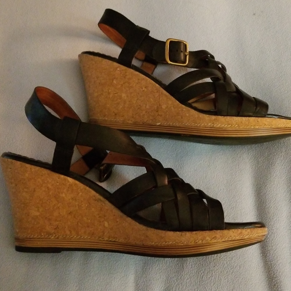 Wedge Sandal - Picture 6 of 7